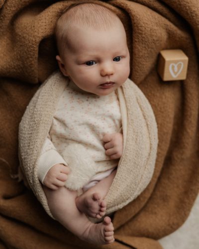 2024-12-21_Newborn Frieda (42 von 76)